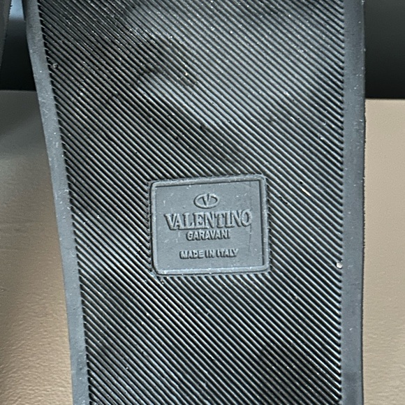 Valentino slides - Picture 5 of 6